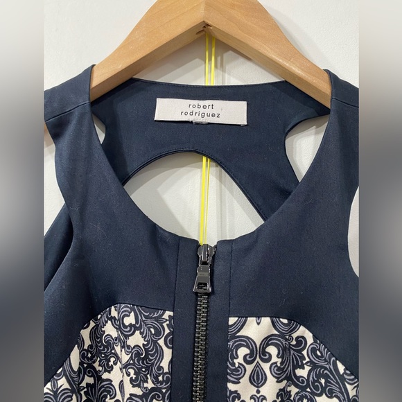 Robert Rodriquez Halter/ Sleeveless Dress Front zippered in Black/ Cream size 6 - Picture 8 of 13